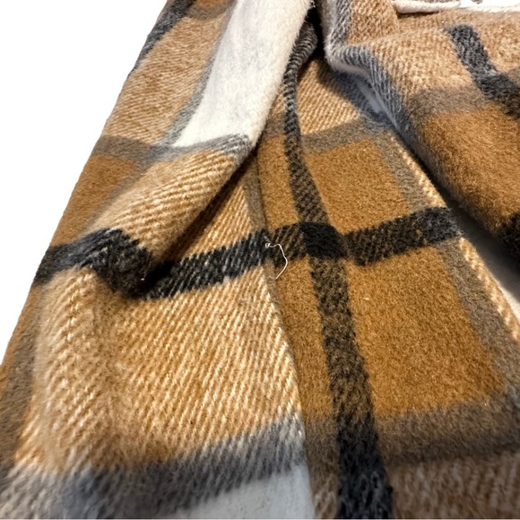 Amazon Uaneo Plaid Button Down Shacket in Khaki - Picture 2 of 16